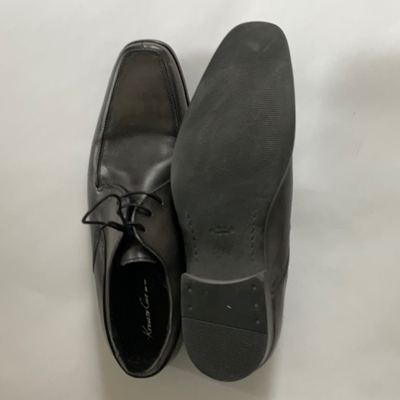Mens Kenneth Cole lace up shoes - Picture 2 of 3